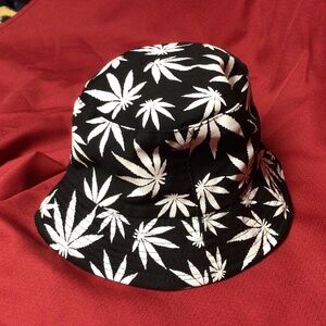 420 Bucket hat